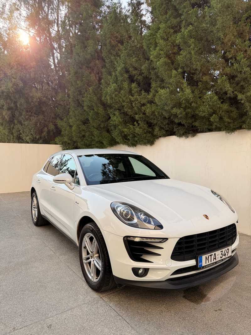 2017 Porsche Macan 3,0L 2017 Cyprus
