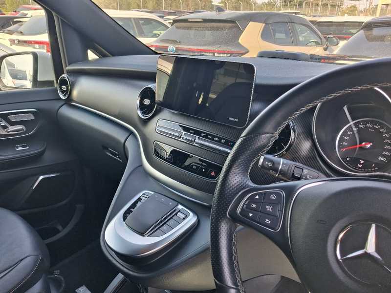 2021 Mercedes-Benz V-Class 2,2L 2021 Cyprus