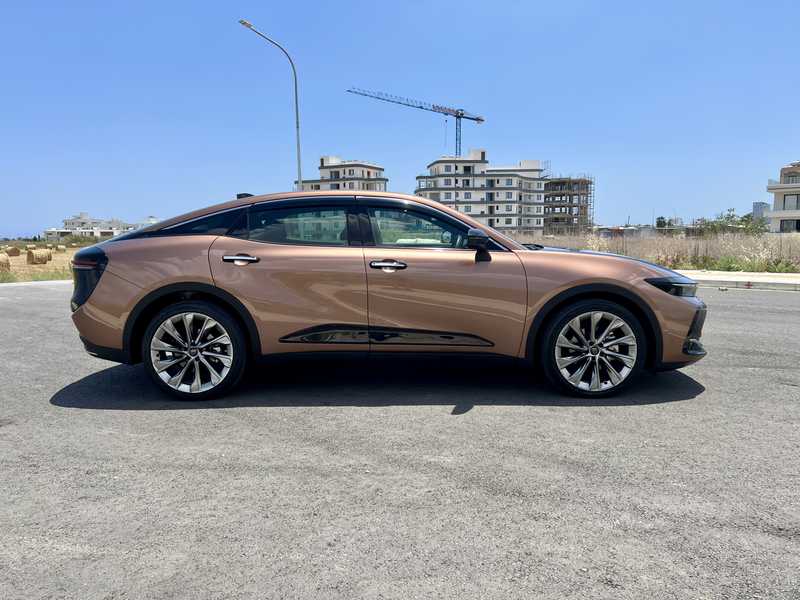 2023 Toyota Crown 2,5L 2023 Cyprus