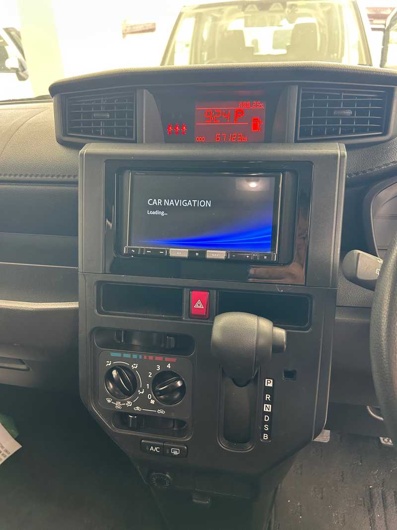 2022 Toyota Roomy 1,0L 2022 Cyprus