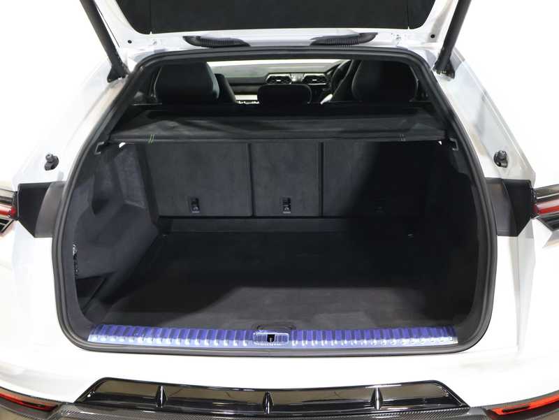 2024 Lamborghini Urus 4,0L 2024 Cyprus