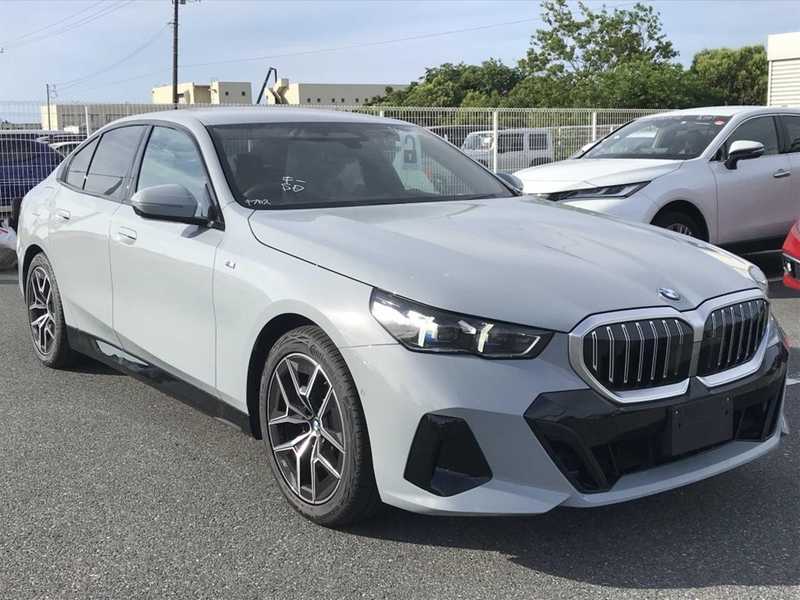 BMW 5-Series 2,0L 2024
