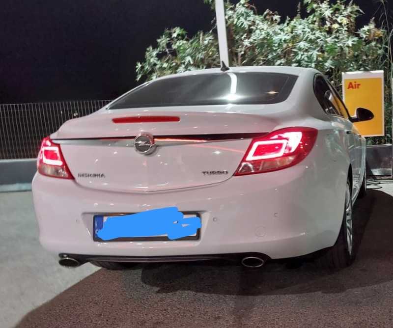 Opel, Vauxhall Insignia 1,6L 2011