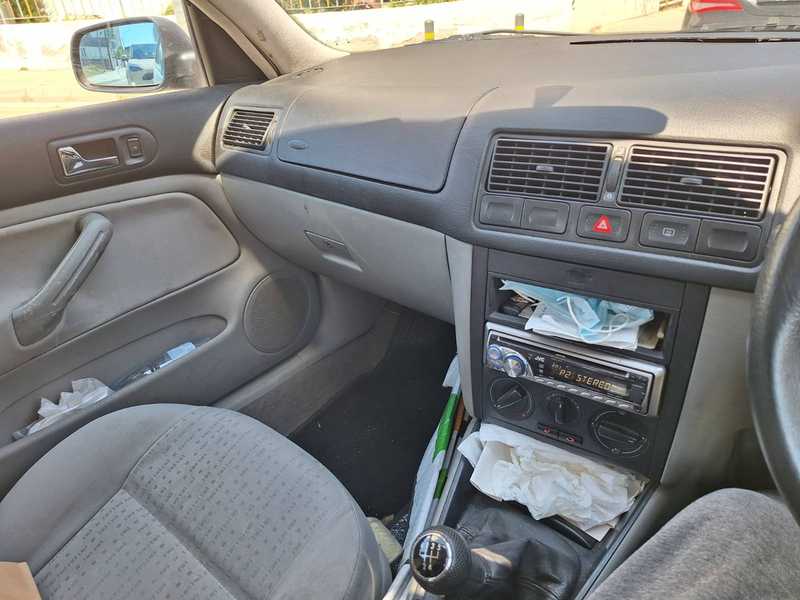 2000 Volkswagen Golf 1,4L 2000 Cyprus