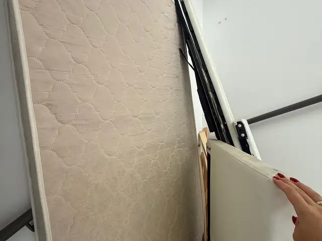 Single bed with mattress, Επαρχία Λεμεσού — Γερμασόγεια