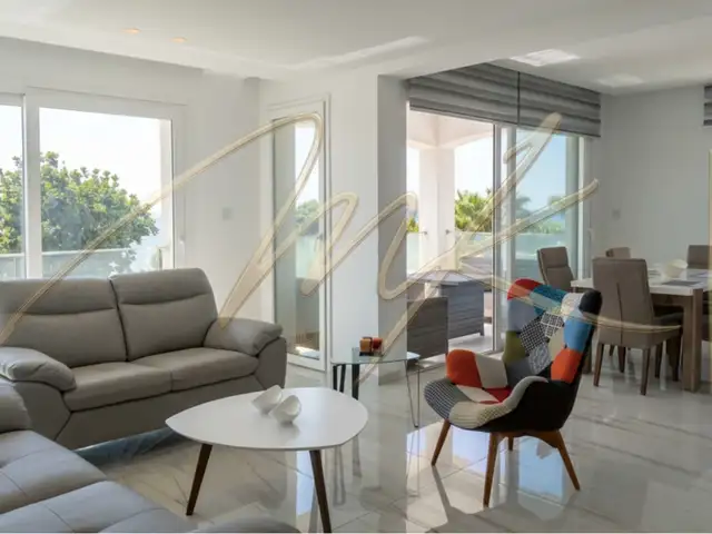 3-bedroom apartment to rent, Limassol — Agios Tychon Tourist Area