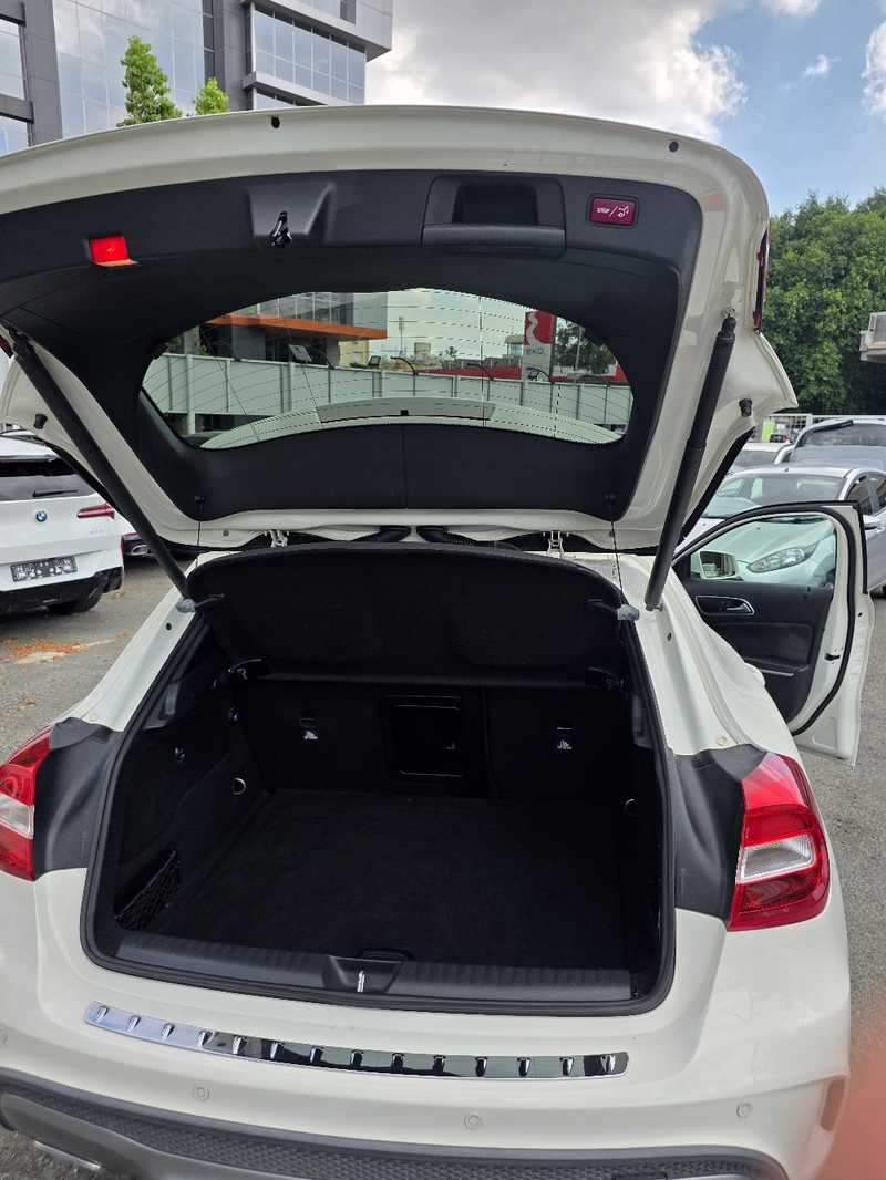 2015 Mercedes-Benz GLA-Class 2,2L 2015 Cyprus