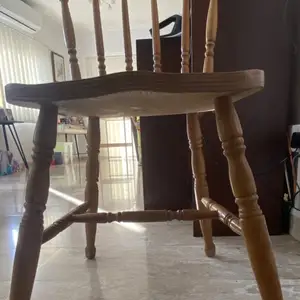 Ξύλινη καρεκλα Χ5, Nicosia — Latsia - Archangelos Michail