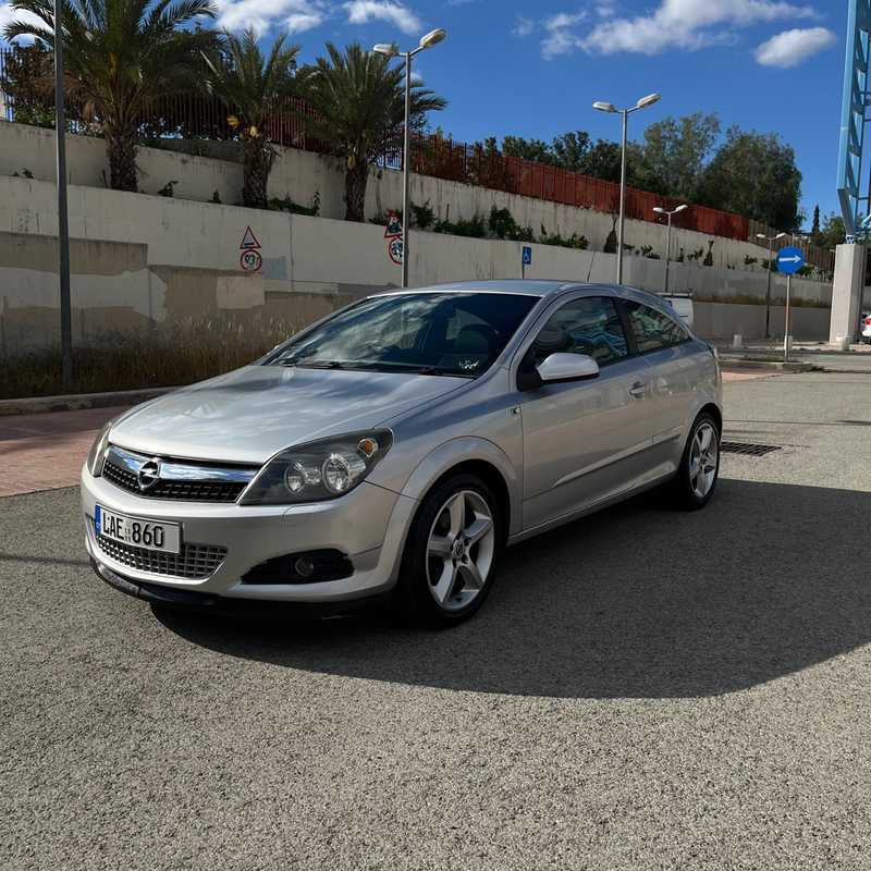 Opel, Vauxhall Astra 1,6L 2011
