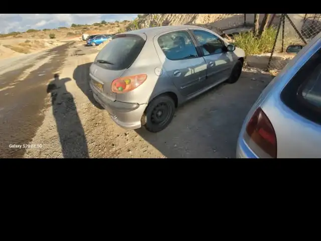 Peugeot 206
