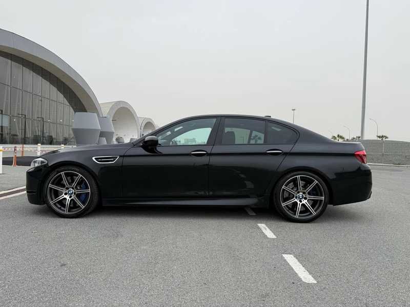 2015 BMW M5 4,4L 2015 Cyprus