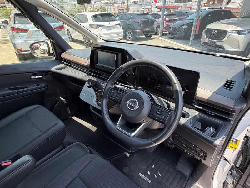 2024 Nissan Serena e-POWER 1,4L 2024 Cyprus