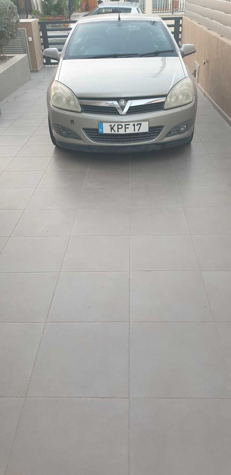 2006 Opel, Vauxhall Astra 1,6L 2006 Cyprus