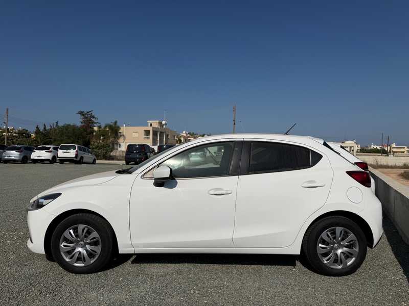 2022 Mazda 2 1,5L 2022 Cyprus