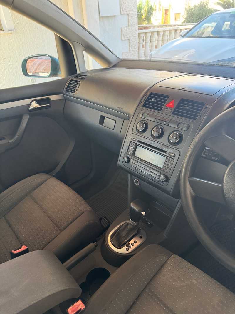 2004 Volkswagen Touran 1,6L 2004 Cyprus