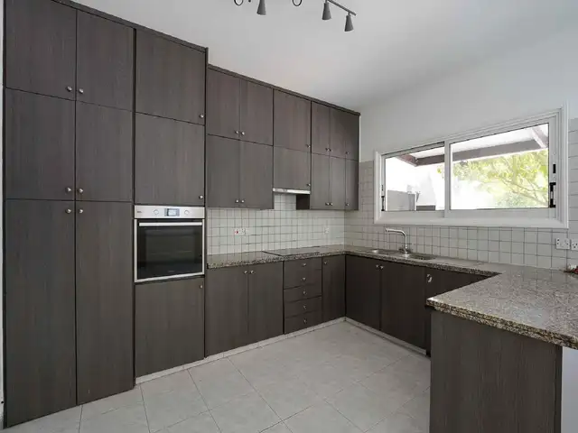 4-bedroom detached house for sale, Επαρχία Λευκωσίας — Στρόβολος - Δασούπολη