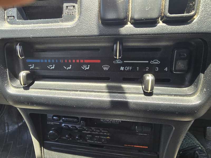 1995 Mazda Familia 1,4L 1995 Cyprus