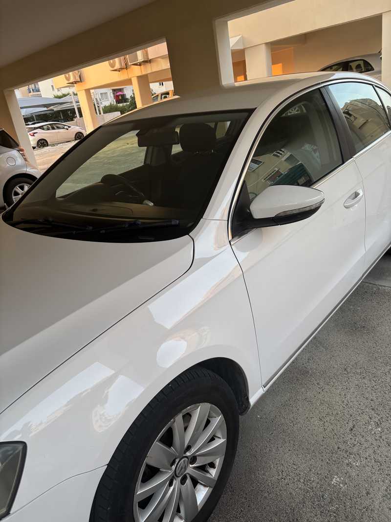 2013 Volkswagen Passat 1,4L 2013 Cyprus