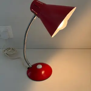 Vintage mid-century red gooseneck desk lamp | retro metal adjustable table light, Paphos — Paphos - Agios Theodoros
