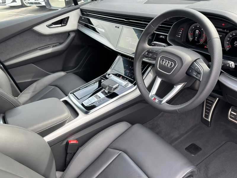 2024 Audi Q7 3,0L 2024 Cyprus
