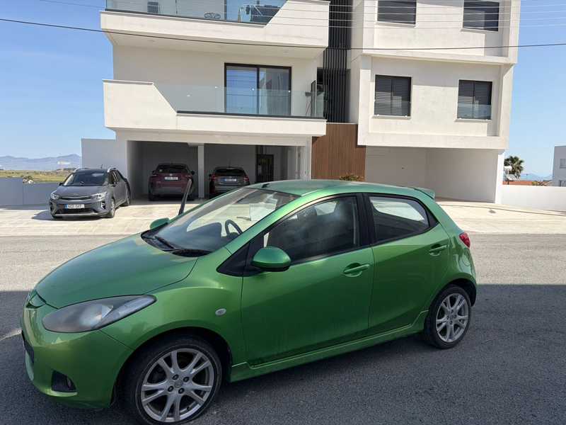 Mazda Demio 1,5L 2009