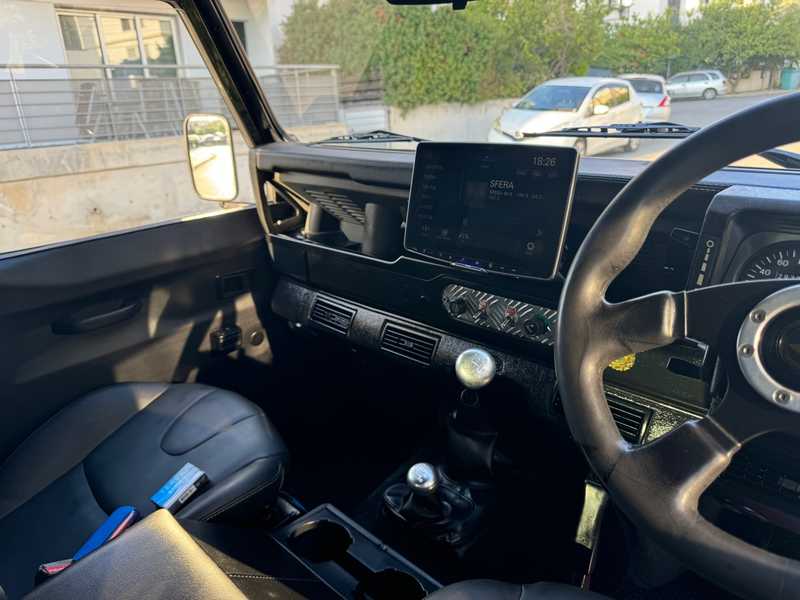 1997 Land Rover Defender 2,5L 1997 Cyprus
