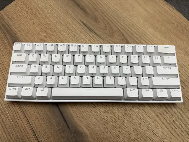 Corsair k65 rgb mini compact mechanical keyboard, white, us layout, Επαρχία Πάφου — Πάφος - Κάτω Πάφος