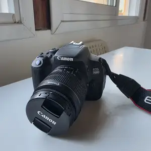 Canon EOS 700D DSLR Camera + 18-55mm Lens, Limassol — Limassol - Agia Zoni