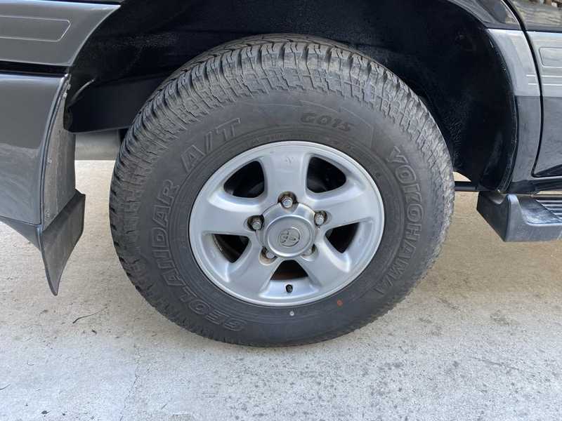 2000 Toyota Land Cruiser 300 4,2L 2000 Cyprus