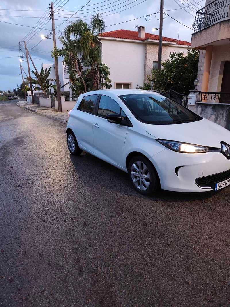 Renault Zoe Electric 2015