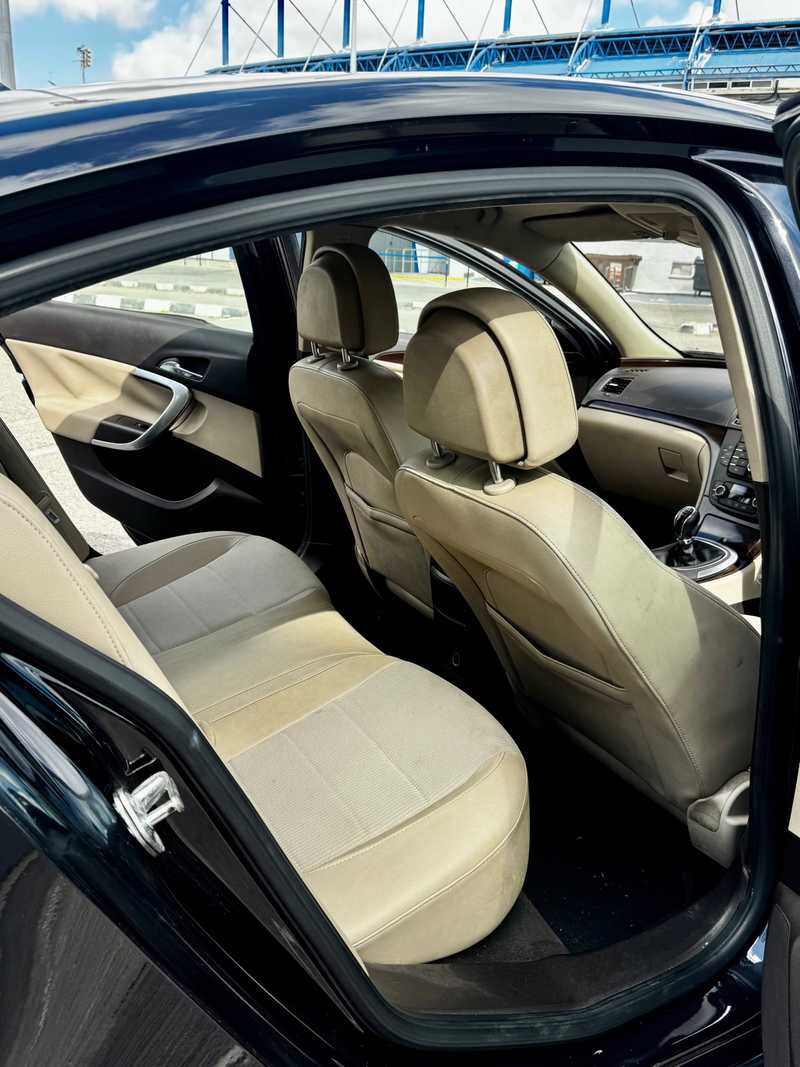 2009 Opel, Vauxhall Insignia 1,6L 2009 Cyprus