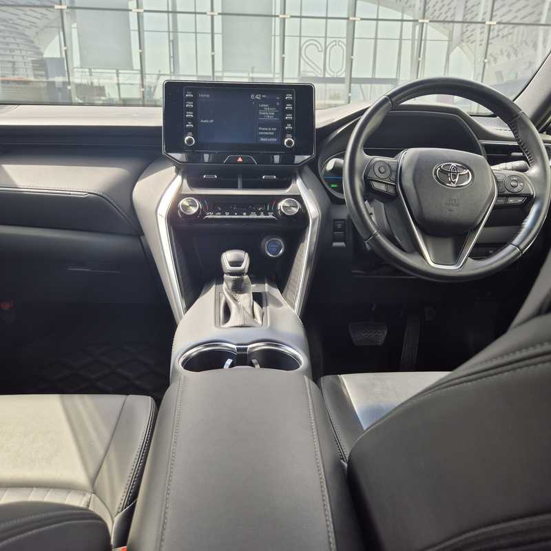2022 Toyota Harrier 2,5L 2022 Cyprus