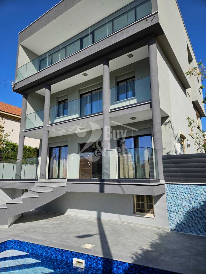 7-bedroom villa to rent