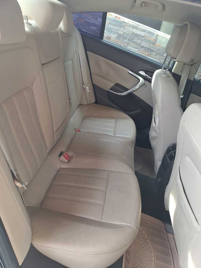 2009 Opel, Vauxhall Insignia 2,0L 2009 Cyprus