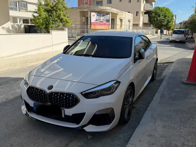 BMW M235
