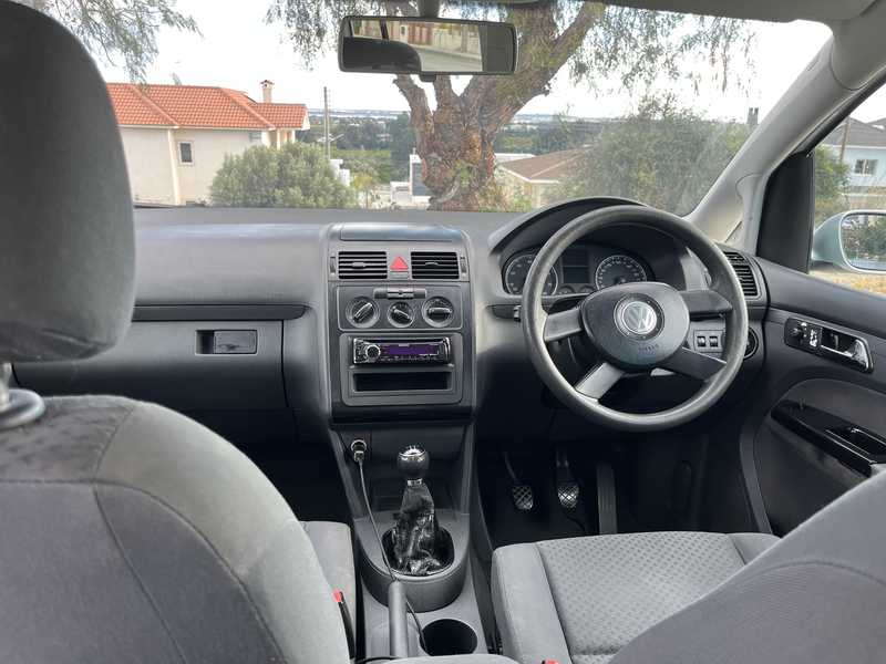 2005 Volkswagen Touran 1,6L 2005 Cyprus
