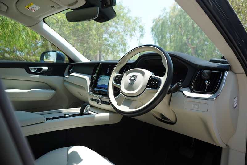 2022 Volvo XC60 2,0L 2022 Cyprus