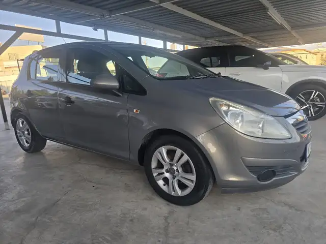 Opel, Vauxhall Corsa