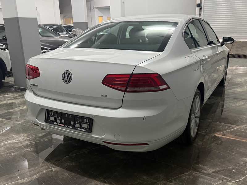 2017 Volkswagen Passat 1,4L 2017 Cyprus