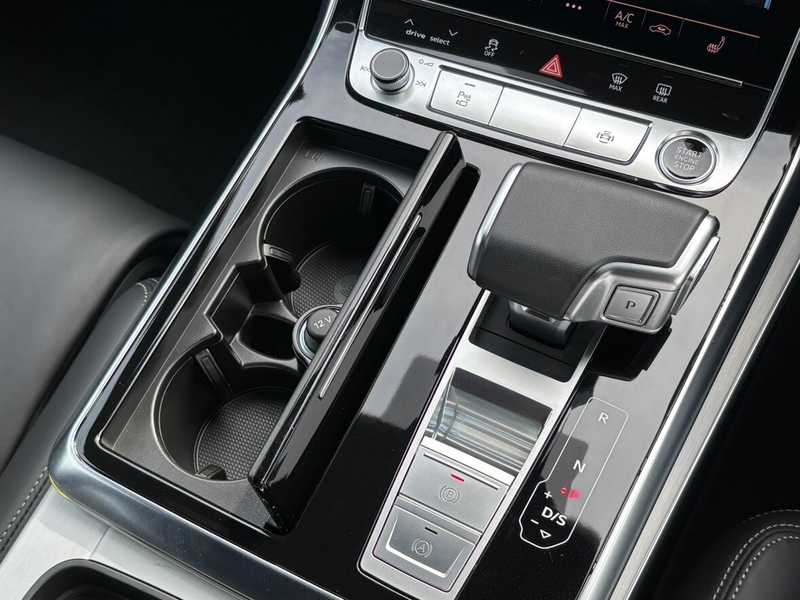 2024 Audi Q7 3,0L 2024 Cyprus