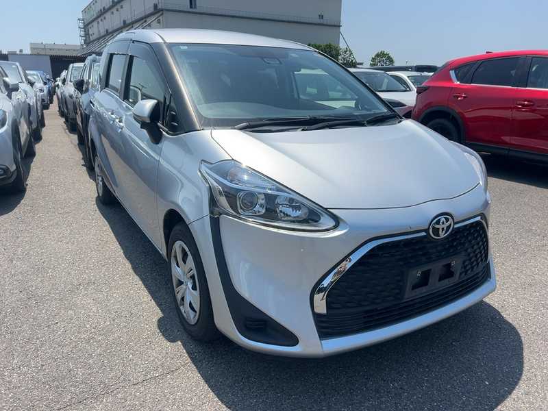 Toyota Sienta 1,5L 2022