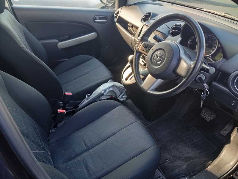 2013 Mazda Demio 1,3L 2013 Cyprus
