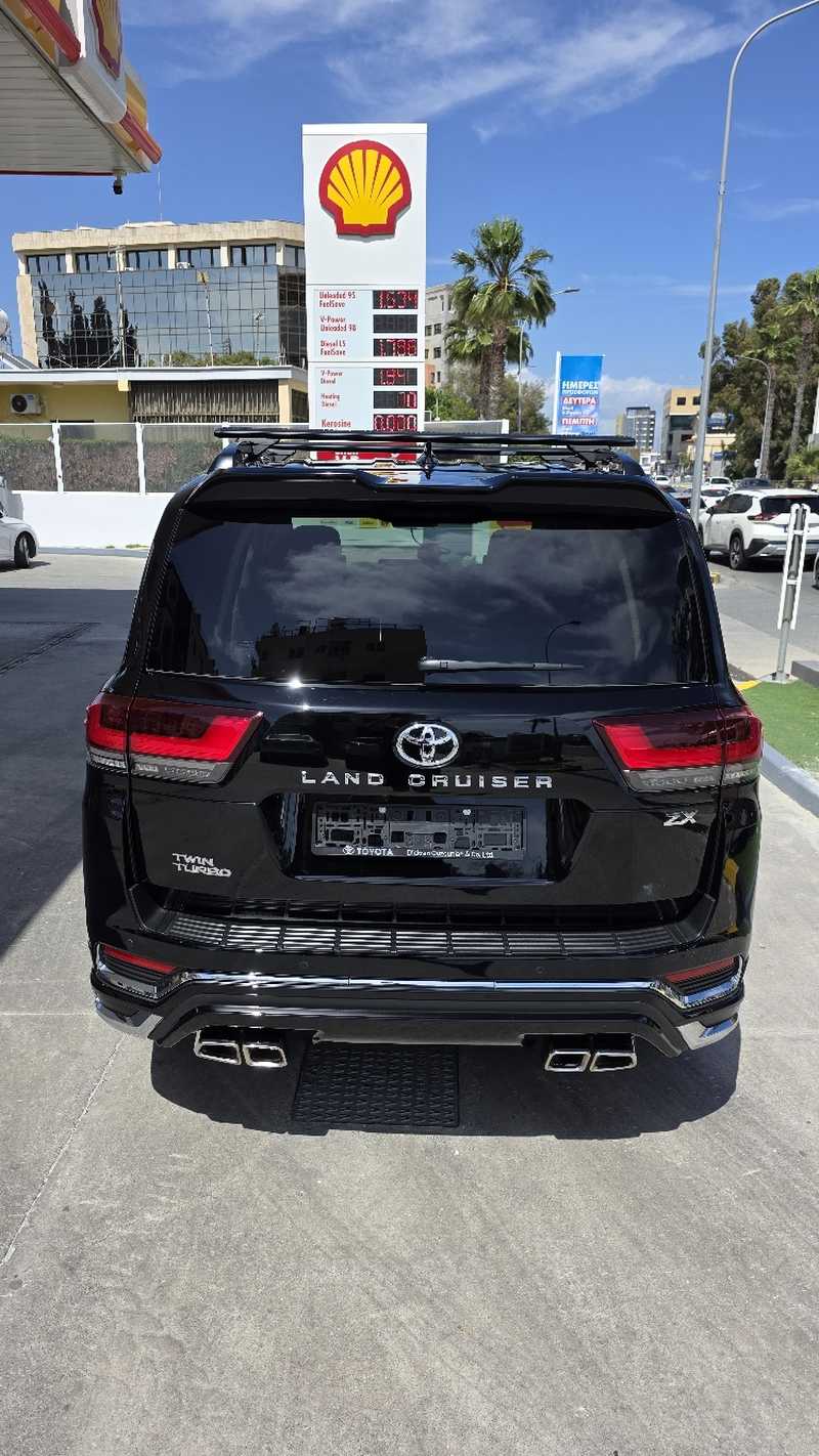 2022 Toyota Land Cruiser 300 3,3L 2022 Cyprus
