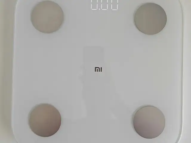 Xiaomi mi body composition scale 2 like new with box, Paphos — Paphos - Universal