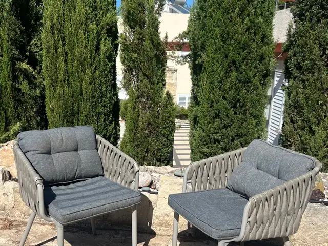 Outdoor chairs, Επαρχία Πάφου — Αργάκα