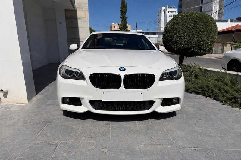 BMW 5-Series 2,0L 2011