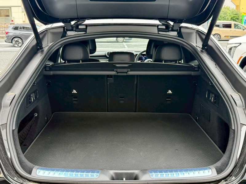 2025 Mercedes-Benz GLC-Class 2,0L 2025 Cyprus