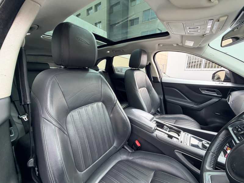 2017 Jaguar F-Pace 2,0L 2017 Cyprus