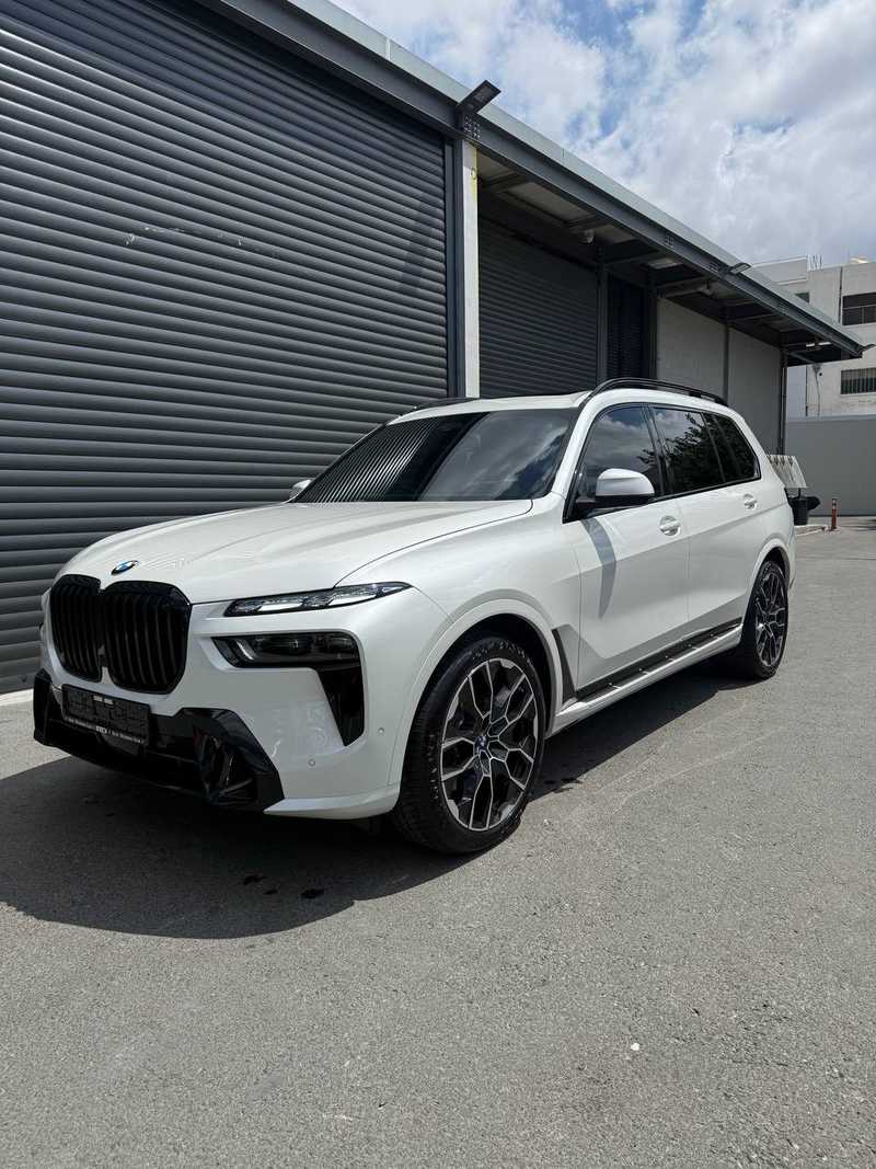 2025 BMW X7 3,0L 2025 Cyprus