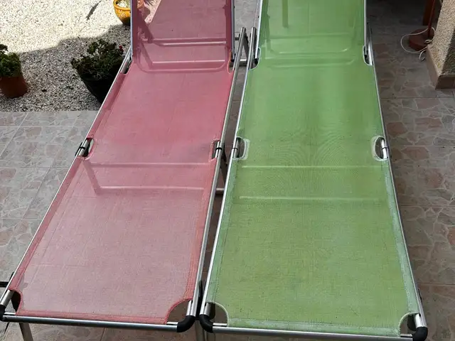 Two sunbeds, Επαρχία Πάφου — Πάφος - Κάτω Πάφος